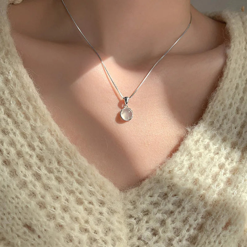 Best Sellers! White jade round pendant necklace