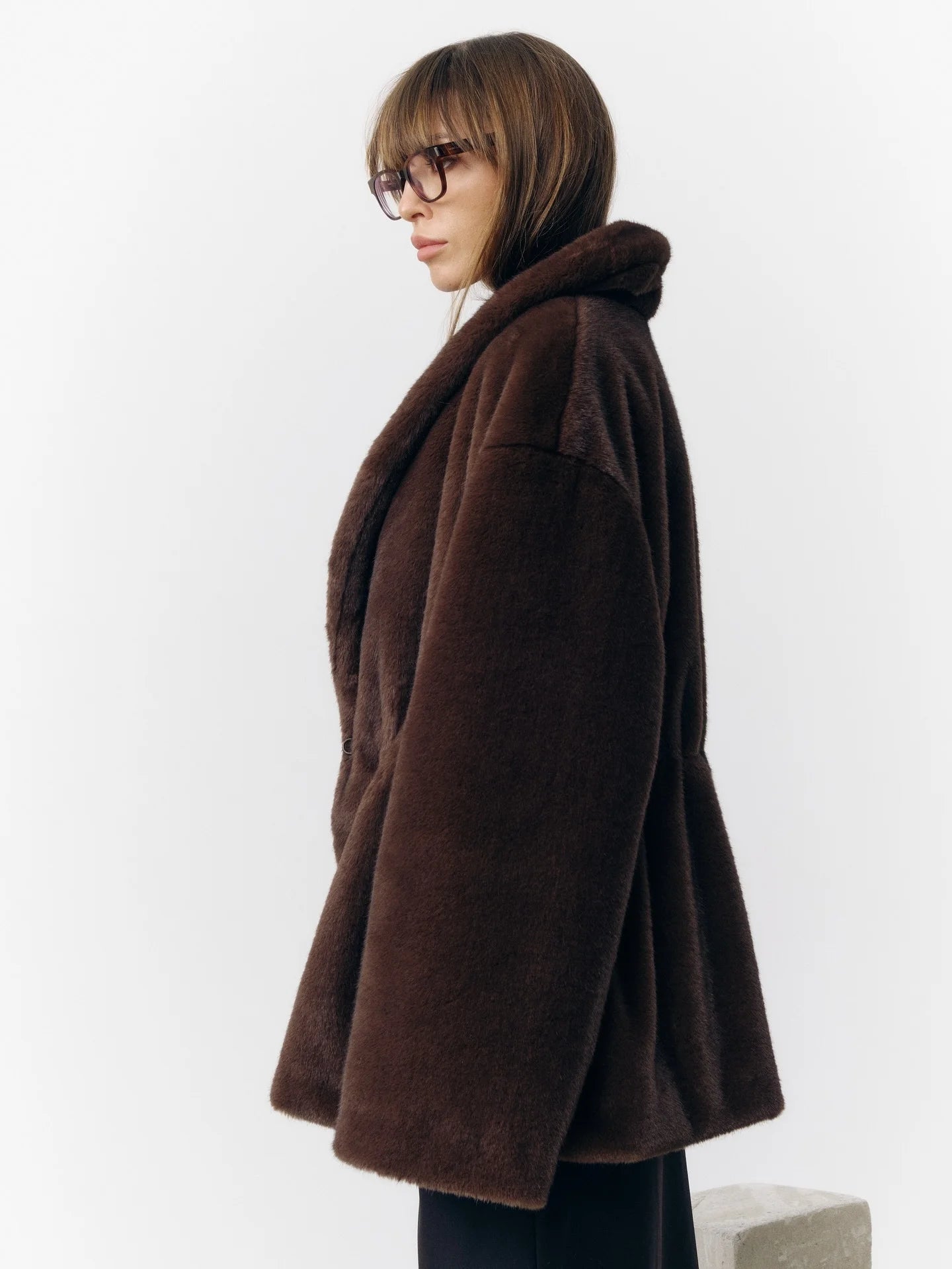 Fashion Mixed Color Lapel Collar Woman Long Coat Elegant Full Sleeve Loose Overcoat New Winter Lady High Street Faux Fur Jacket