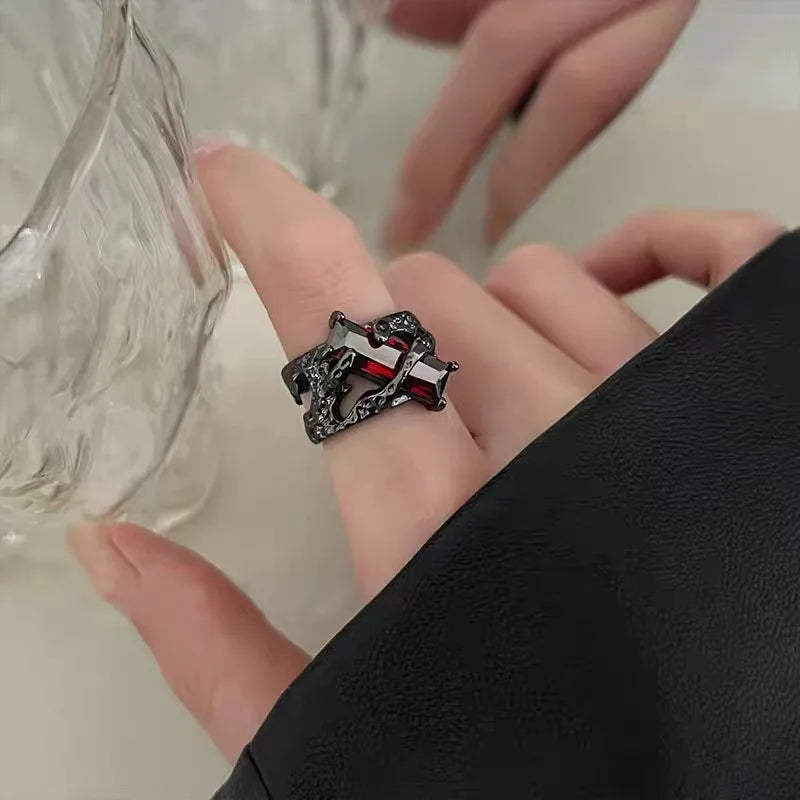 Best Sellers! Hollow out retro geometric ring