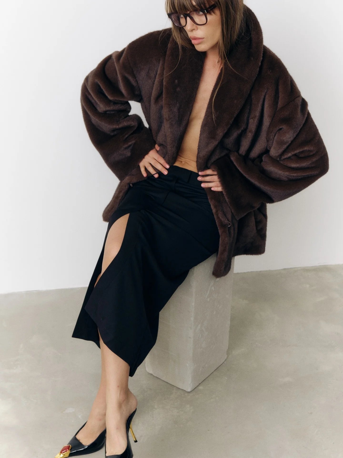 Fashion Mixed Color Lapel Collar Woman Long Coat Elegant Full Sleeve Loose Overcoat New Winter Lady High Street Faux Fur Jacket