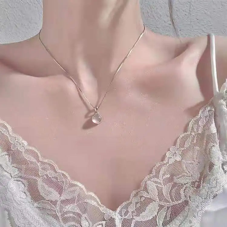 Best Sellers! White jade round pendant necklace